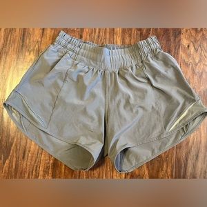 Lululemon Hotty Hot Short II Long Size 4 Color Grey Sage
